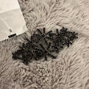 NWT Oscar de la Renta black crystal floral belt buckle